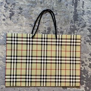 Burberry shopping bag